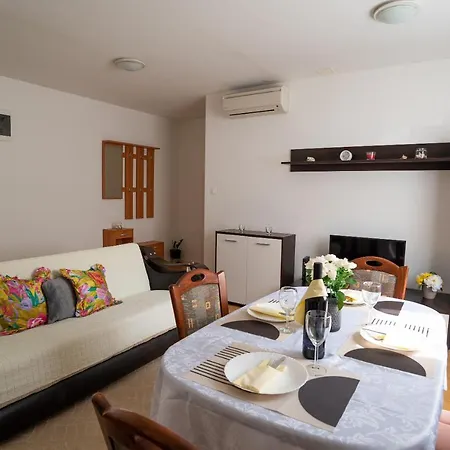 Apartman Suncica *